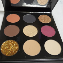Load image into Gallery viewer, Coco Princess Eyeshadow Palette